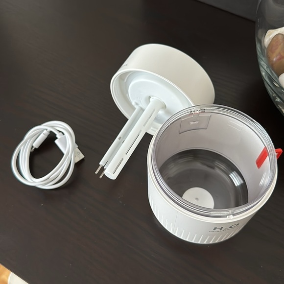 Smart devil personal humidifier - Picture 4 of 8